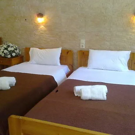 Hotel Dimitris And Matala (Crete)